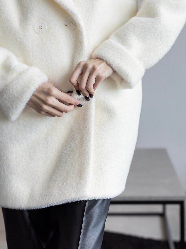 Winter loose-fitting angora winter coat Molly - kovash.com.ua 03