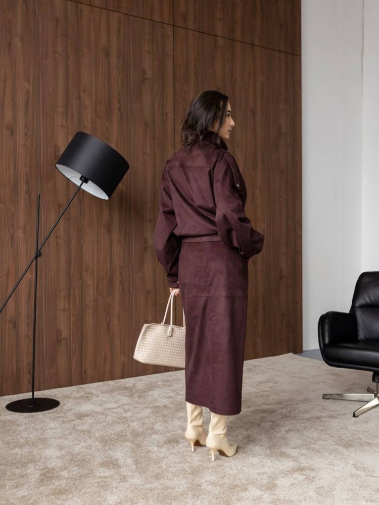 Костюм Дюна з еко-замші в кольорі бургунді 42 - kovash.com.ua 02