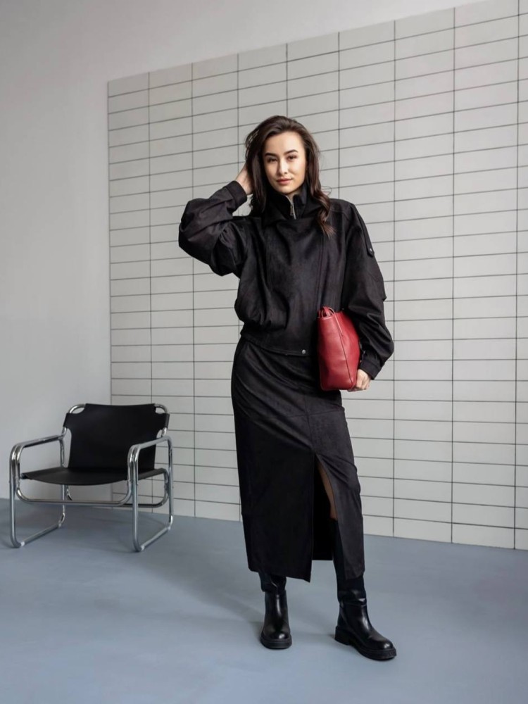 Костюм Дюна з еко-замші в чорному кольорі 44 - kovash.com.ua 01 