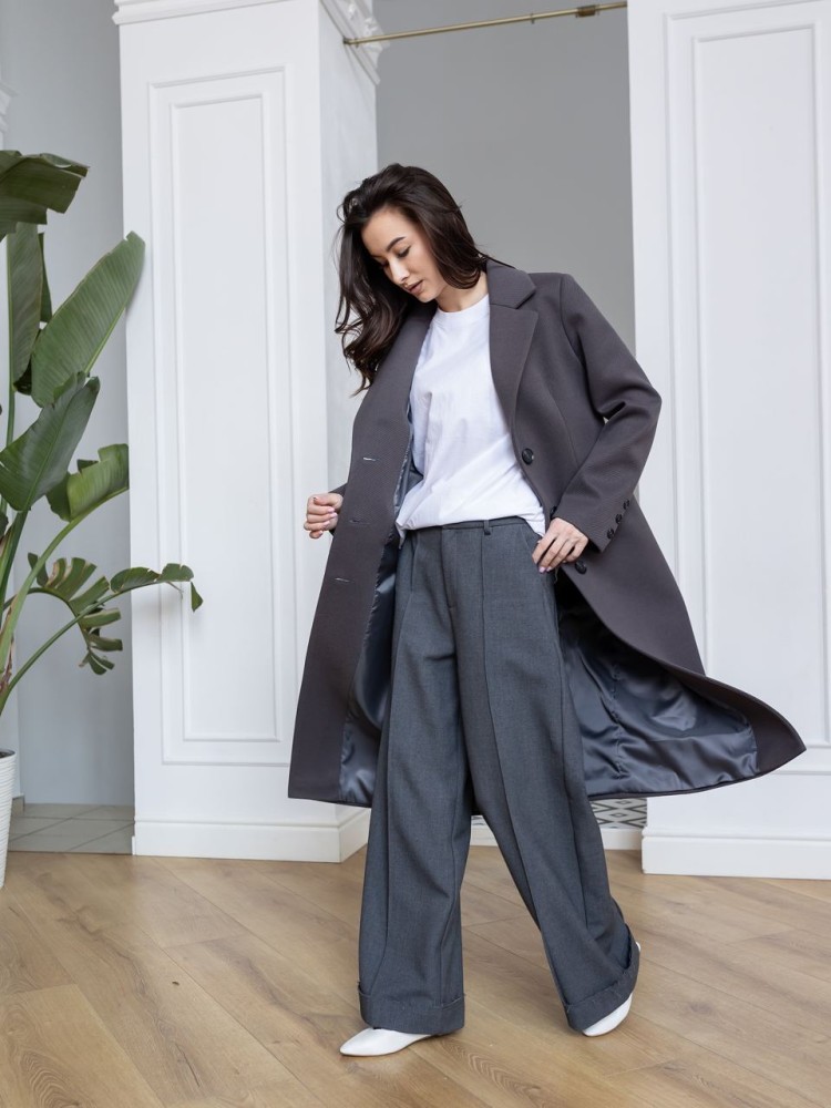 Graphite Ribbed Coat with Wide Shoulders Prada 50 - kovash.com.ua 