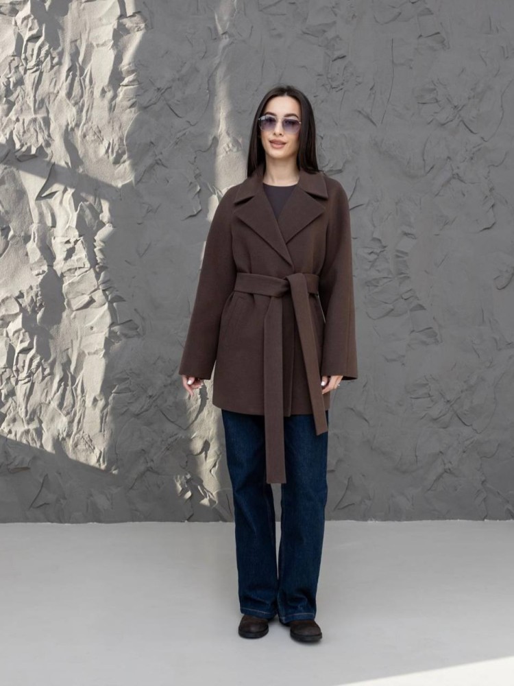 Вкорочене демісезонне шоколадне пальто Міланка з кашеміру - kovash.com.ua 