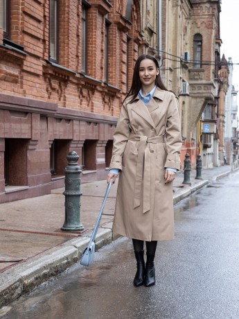 Trench cotton in camel color